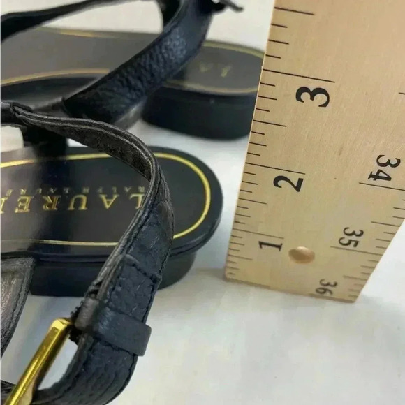 Ralph Lauren black flat/low heel sandals size 5B - Picture 11 of 11